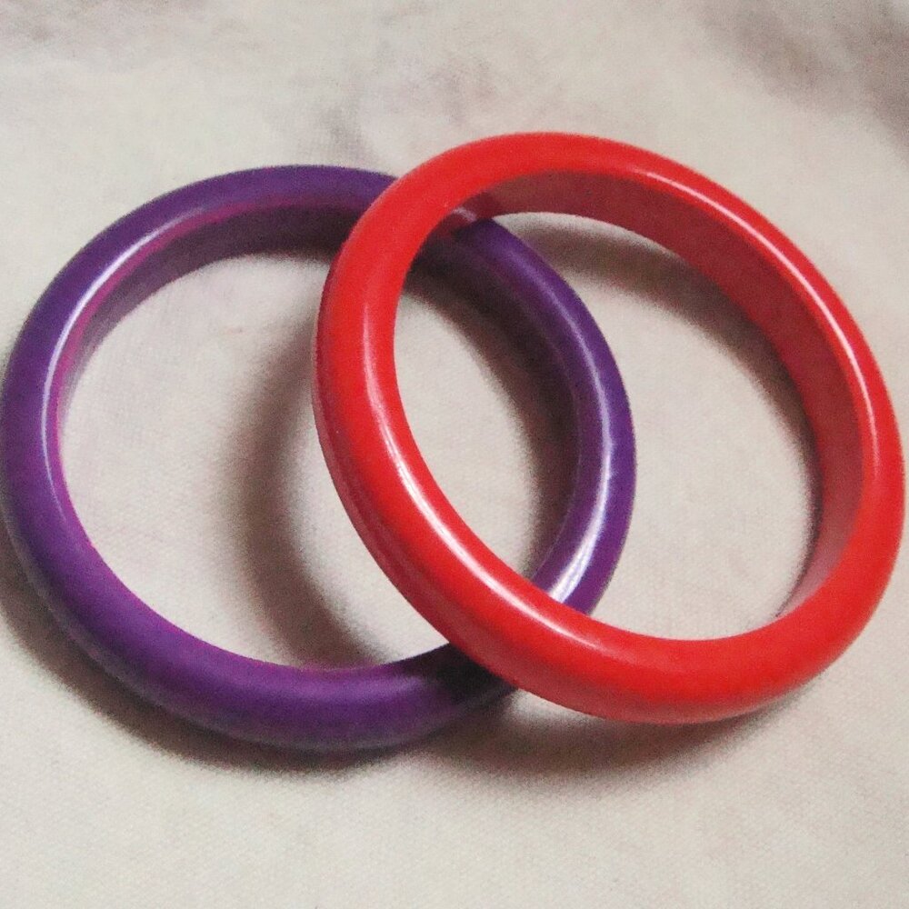 Vintage Pair 2 Bangle Bracelets Orange Red Purple Violet Stacking Dopamine